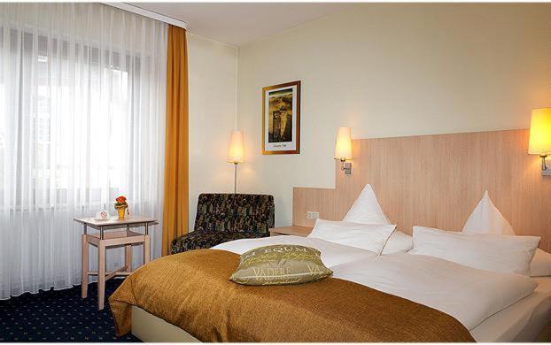 Hotel Deutsches Haus Lampertheim Eksteriør billede