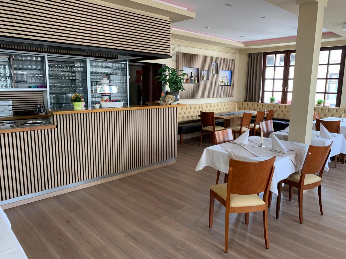 Hotel Deutsches Haus Lampertheim Eksteriør billede
