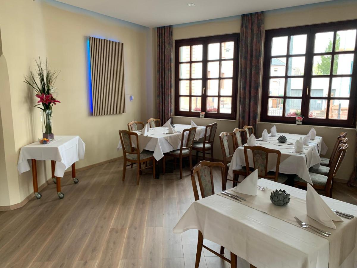Hotel Deutsches Haus Lampertheim Eksteriør billede